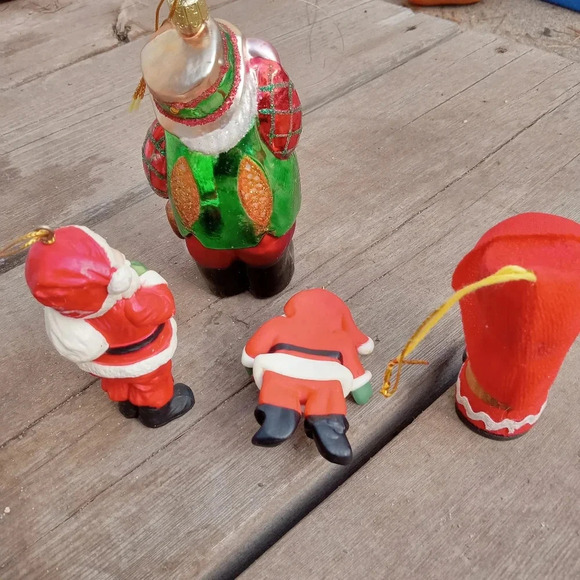 Bundle of 4 Vintage Christmas Santa Ornaments - Picture 2 of 7